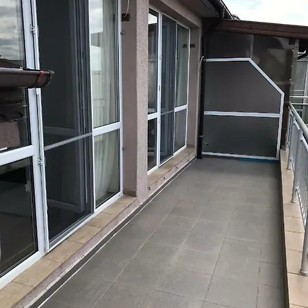 Большие Апартаменты Apartment
