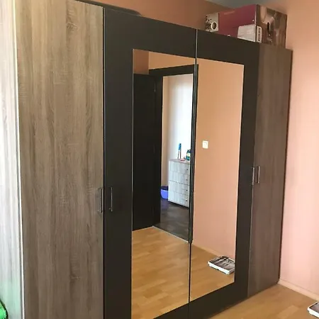 Большие Апартаменты Apartment